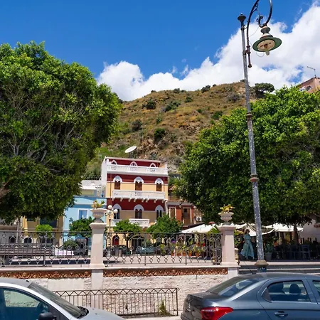 Appartamento 'margaret's House By Interhome Giardini Naxos